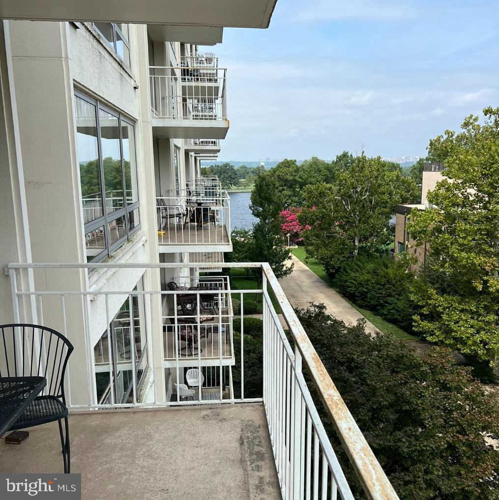 1425 4TH STREET SW A304