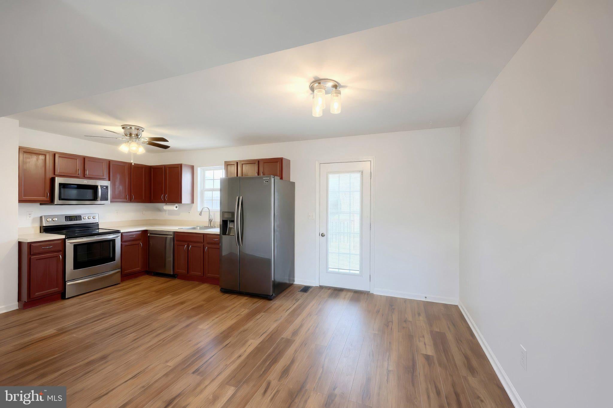 135 APPLE GROVE LANE