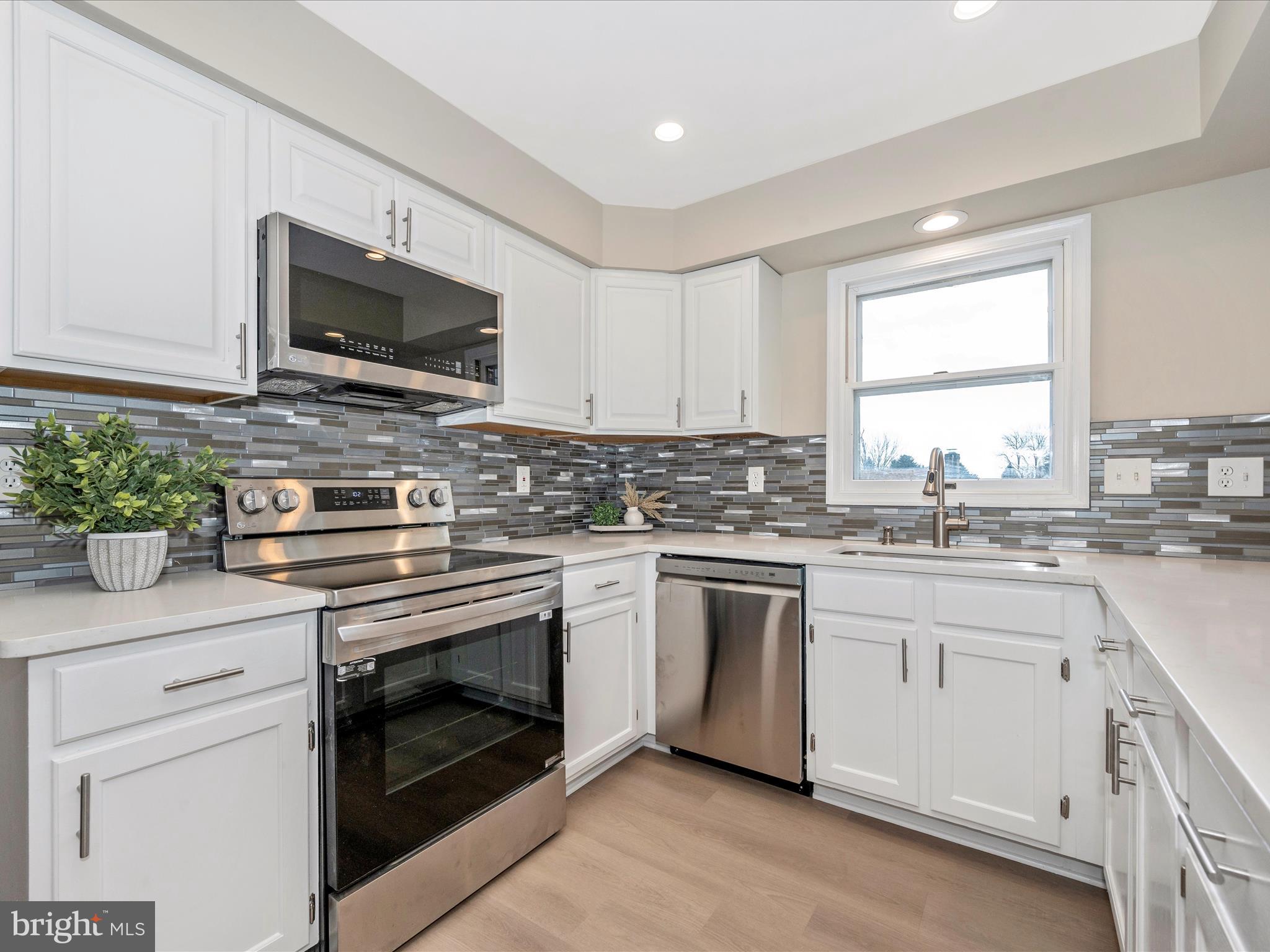 CREST MANOR ESTATES - Residential