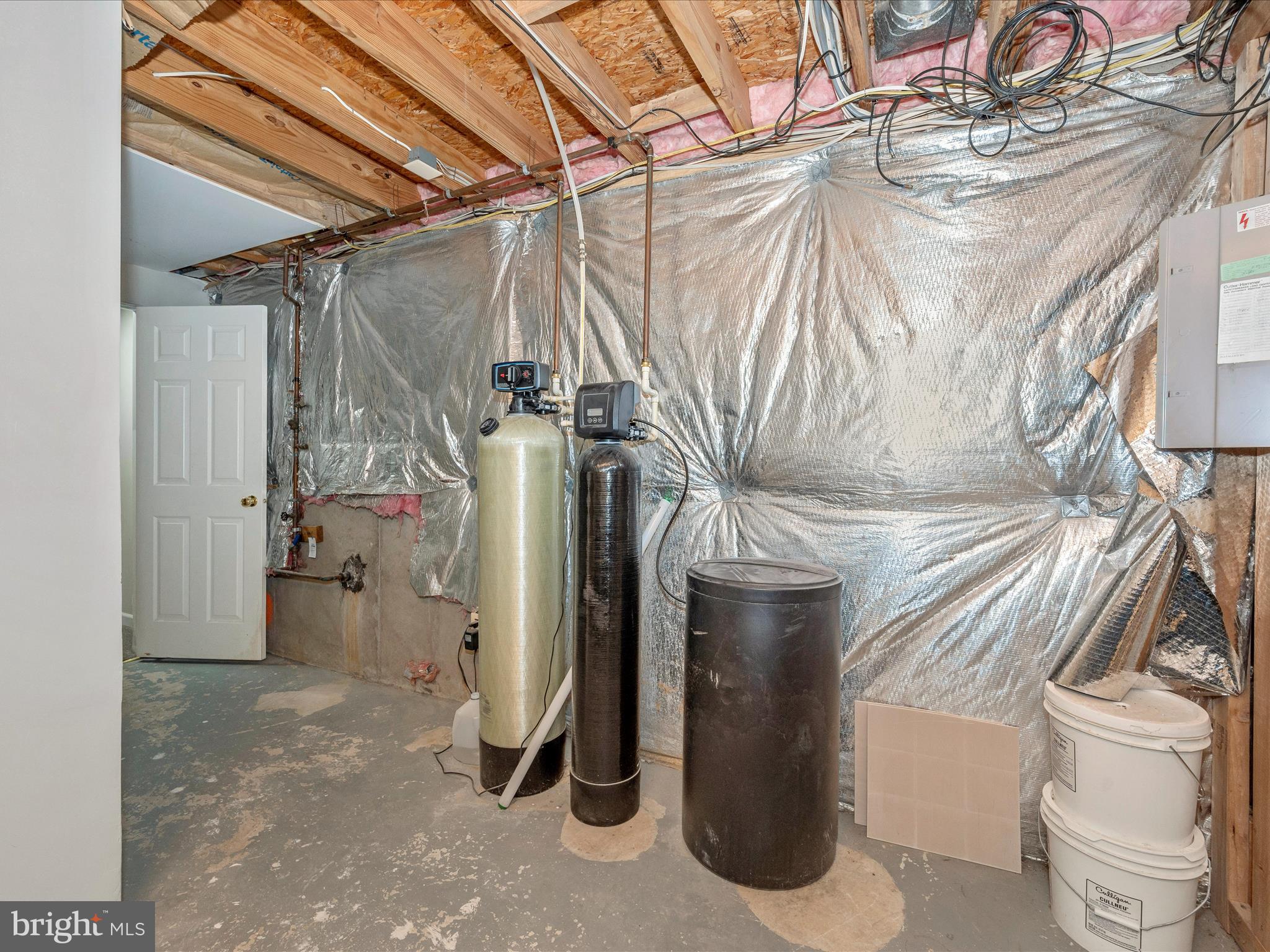 CREST MANOR ESTATES - Residential