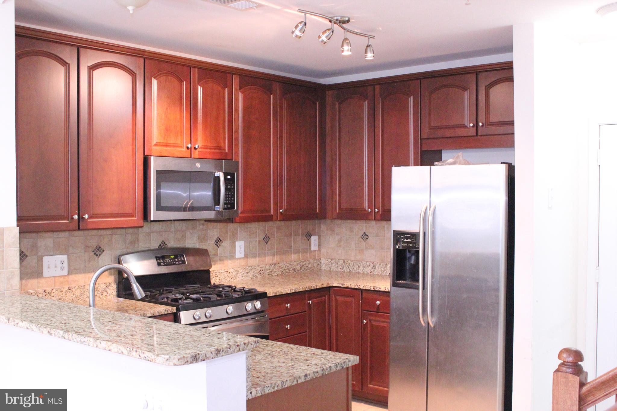 42525 HIGHGATE TERRACE