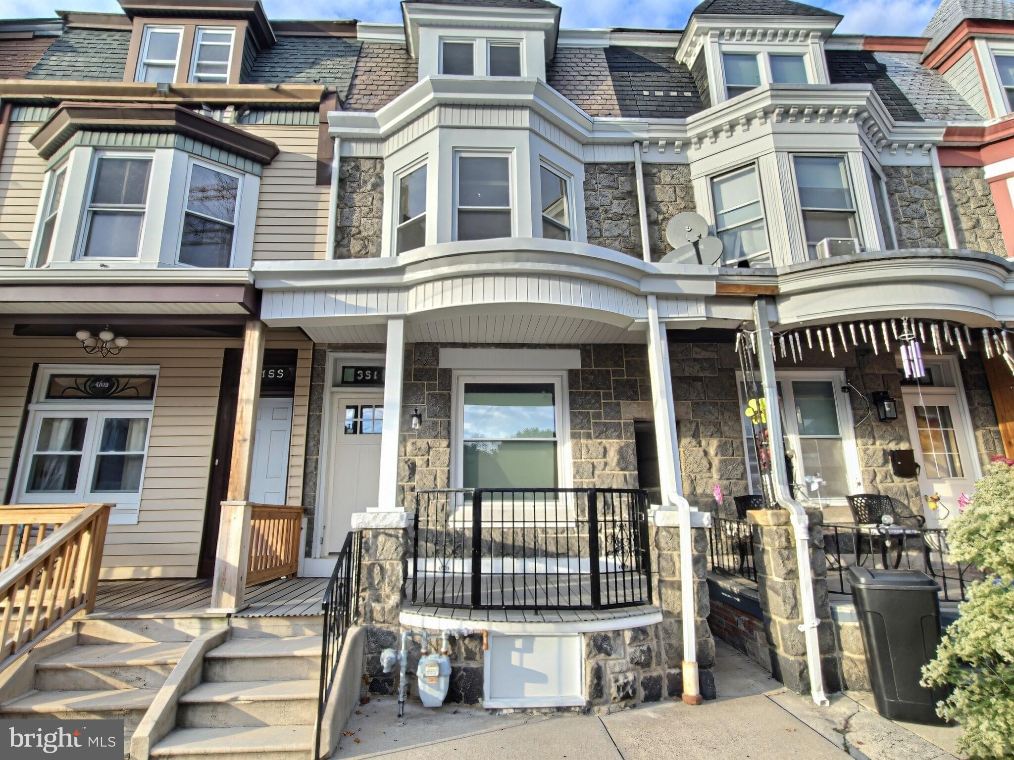 351 W WINDSOR STREET