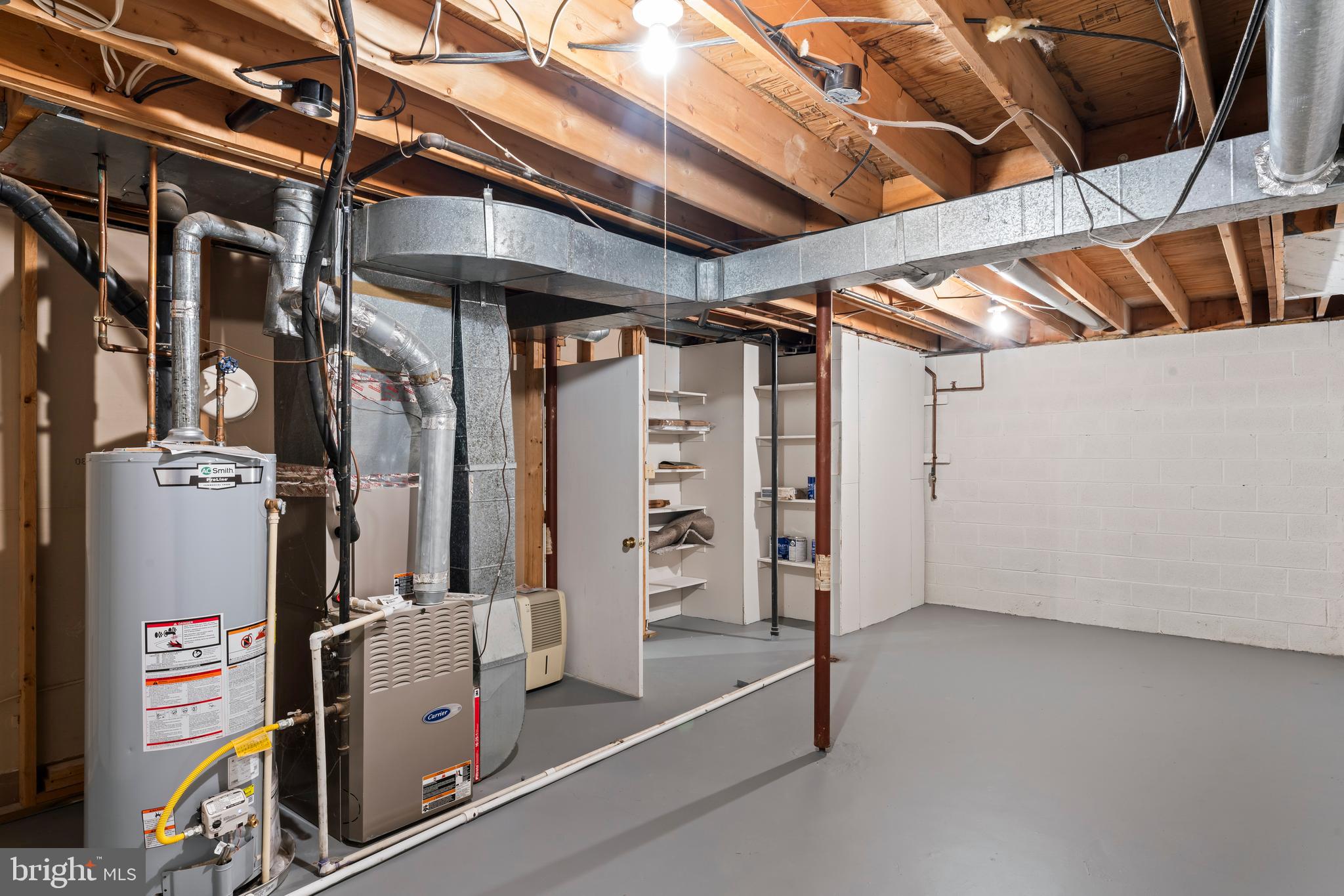 RESTON - Residential