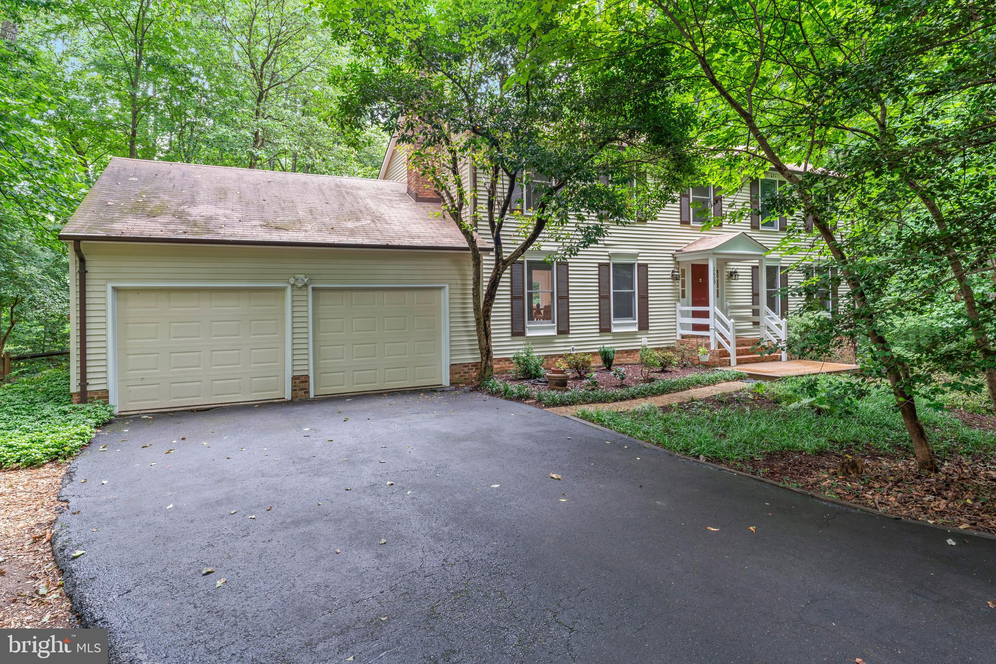 RESTON - Residential