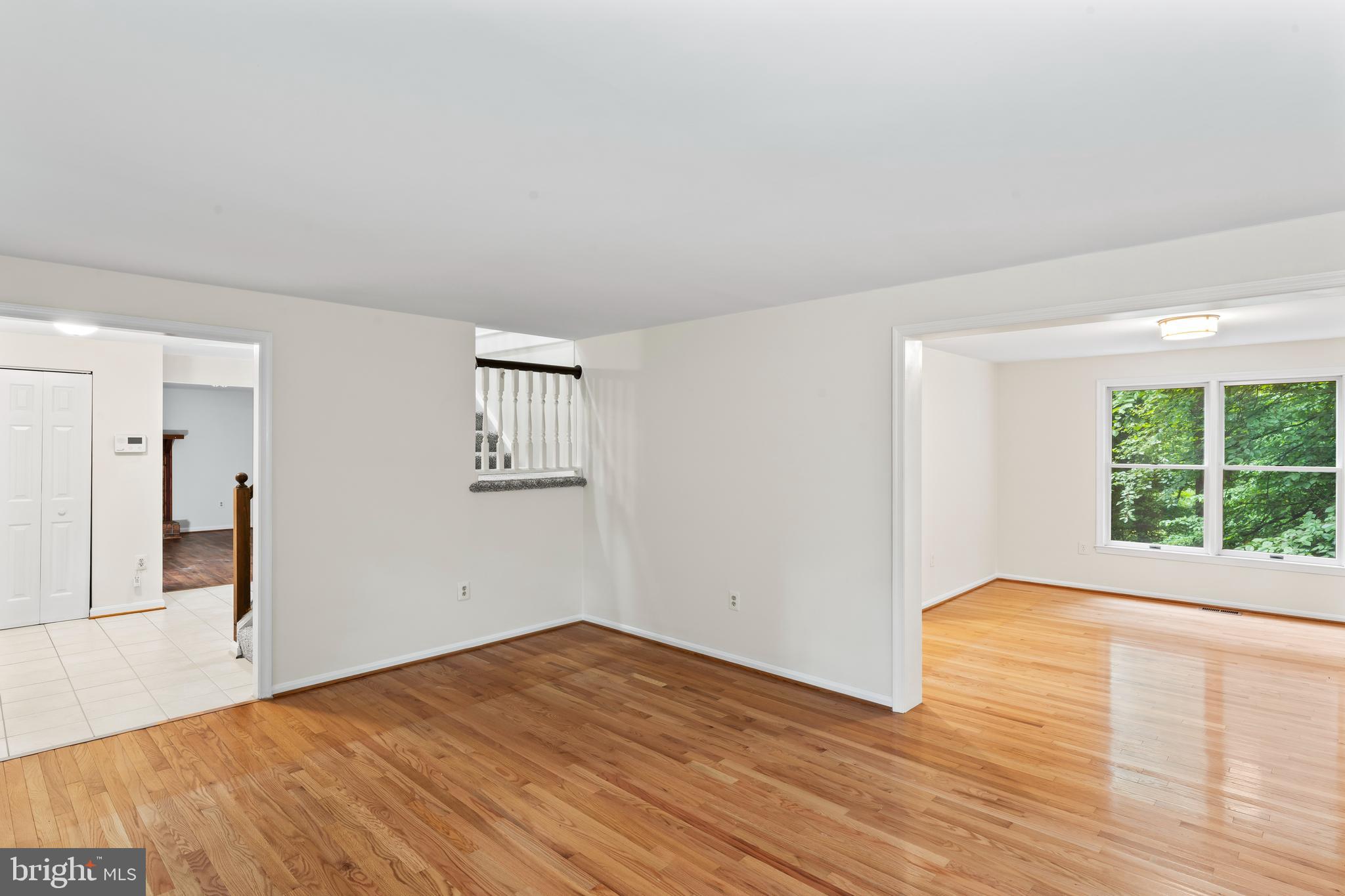 RESTON - Residential