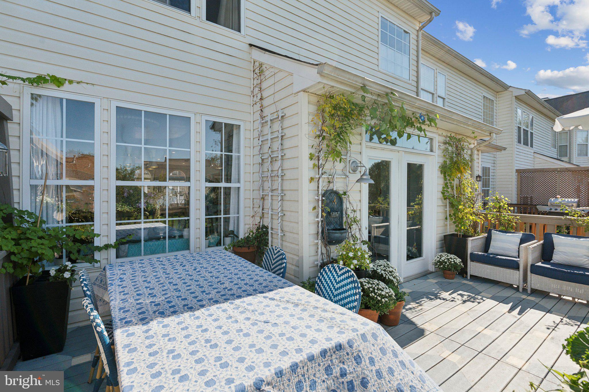 POTOMAC STATION - Residential