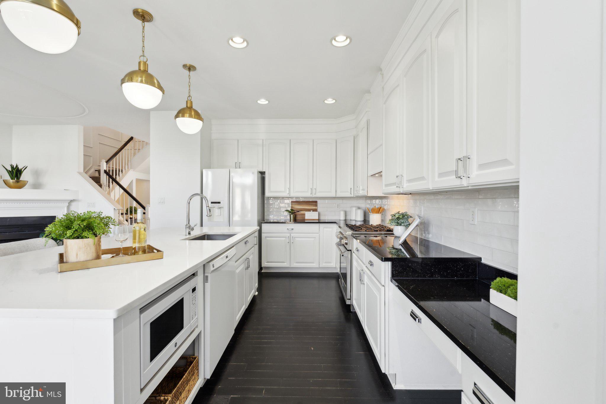 POTOMAC STATION - Residential