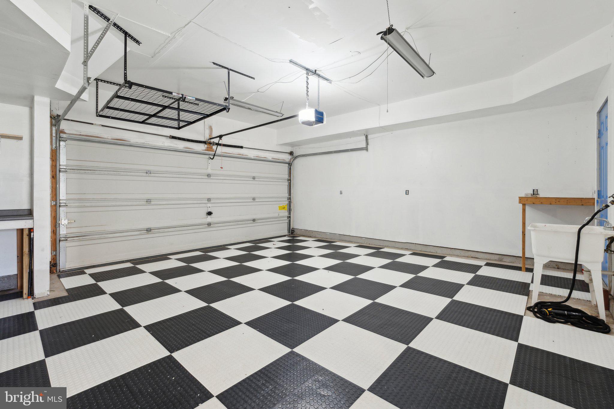 POTOMAC STATION - Residential