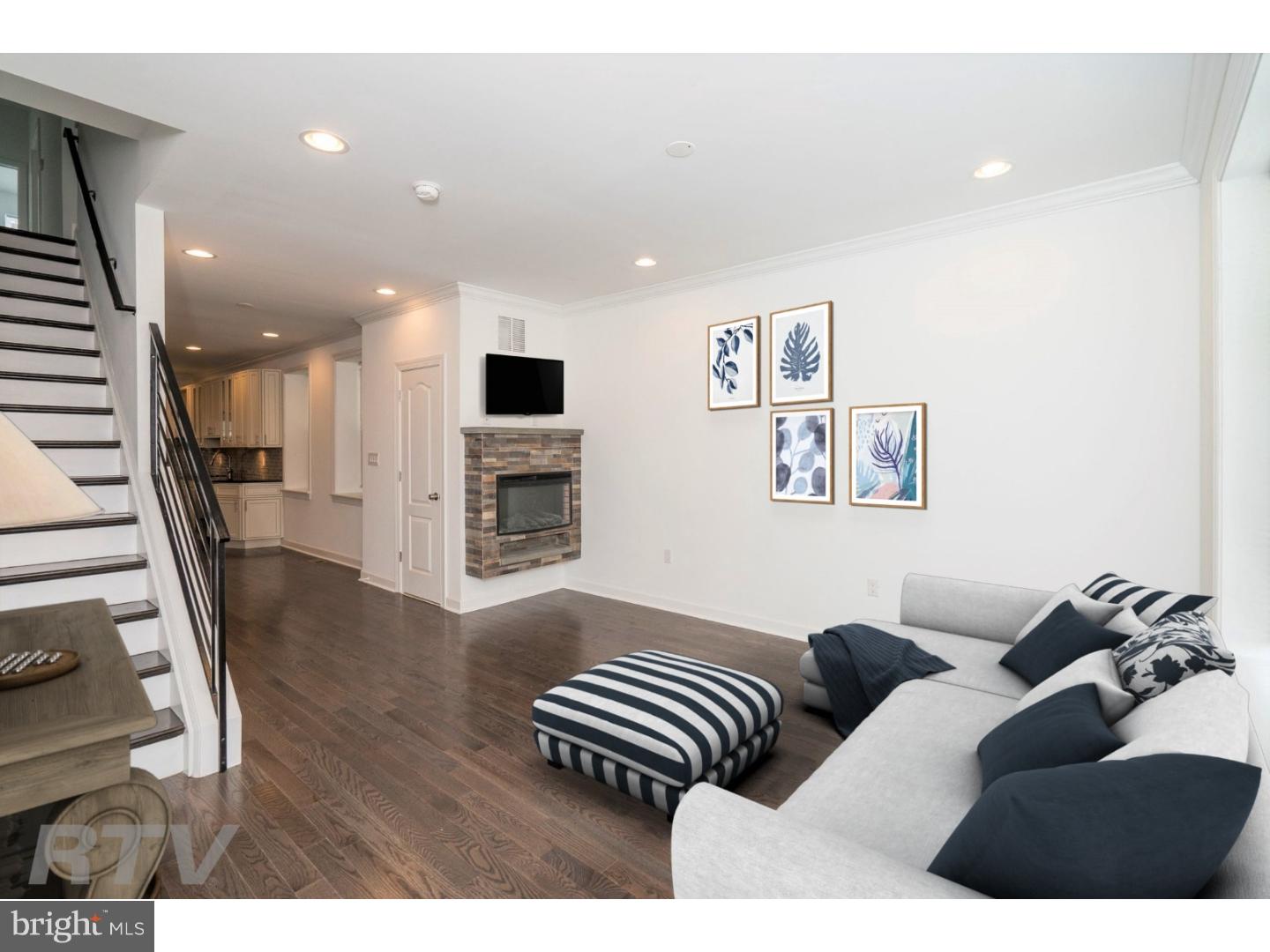 POINT BREEZE - Residential