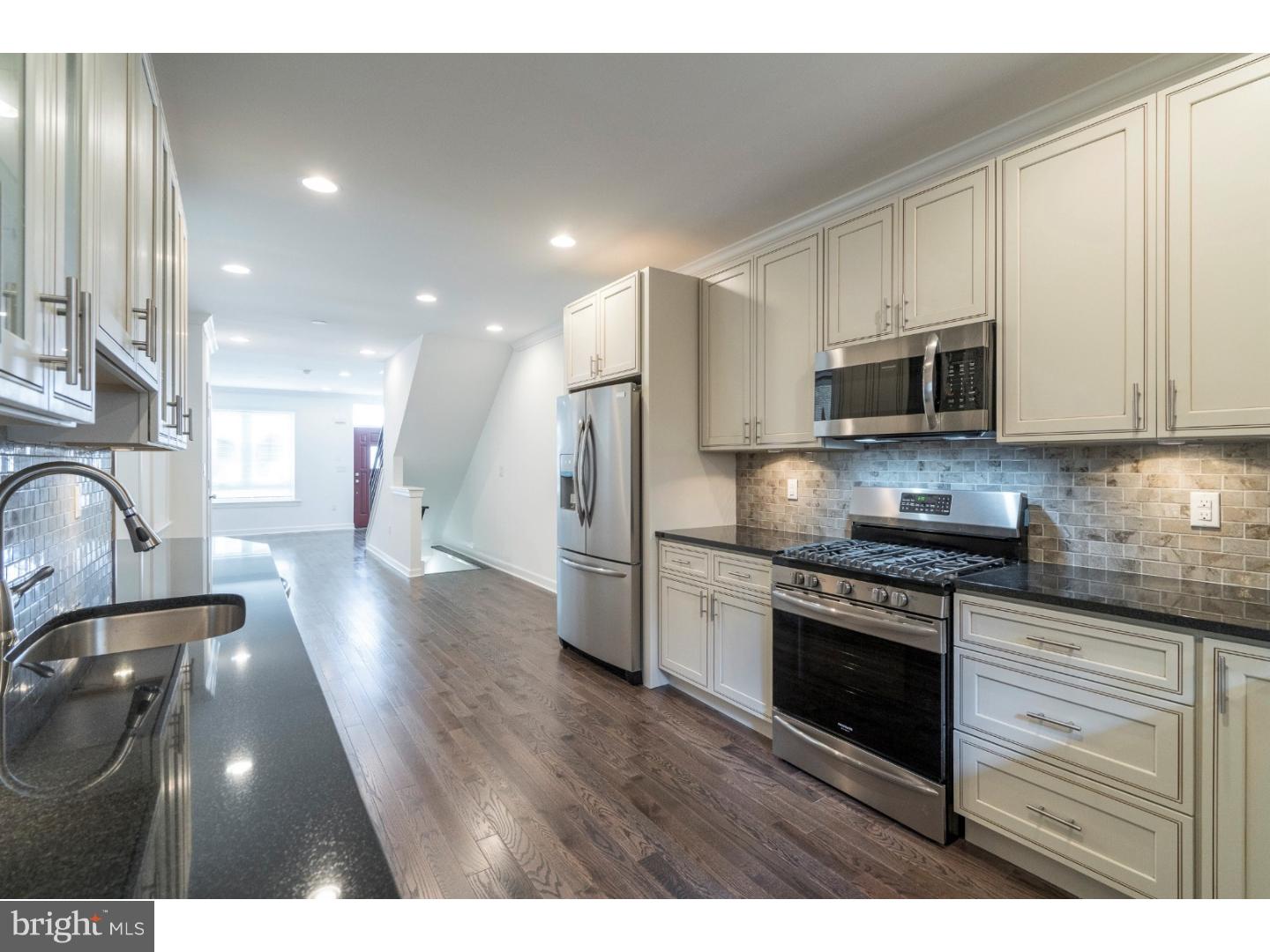 POINT BREEZE - Residential