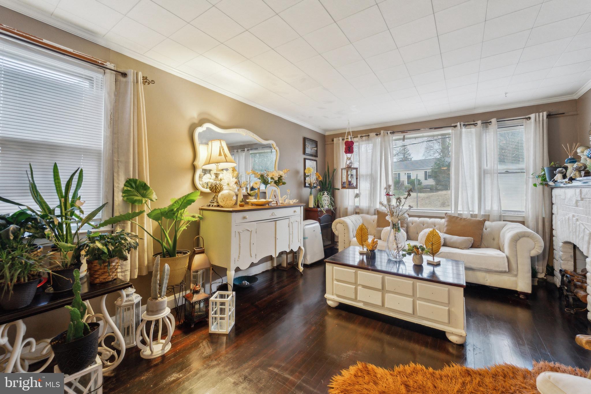 OVERLEA - Residential