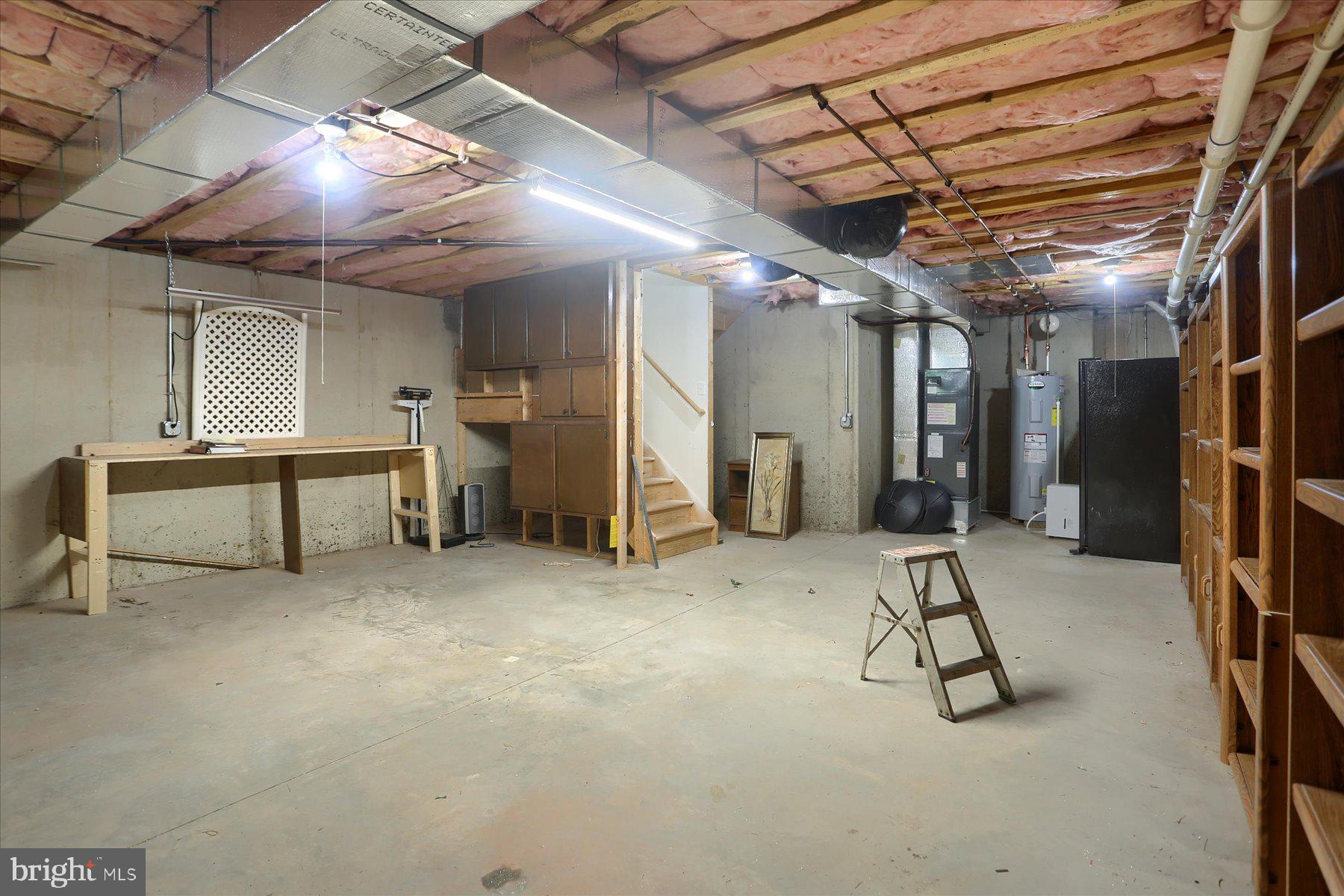 TOWNES ON THE GREEN - Residential