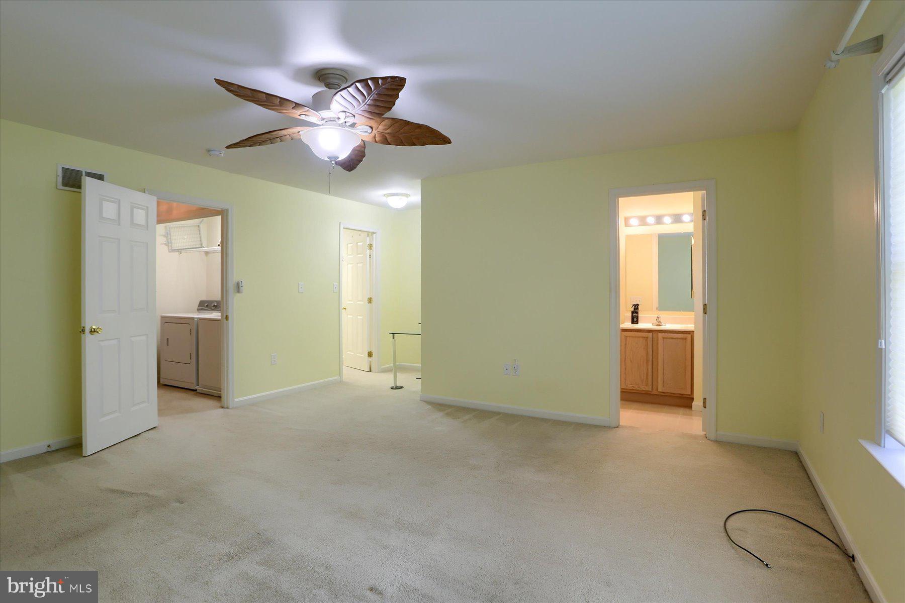 TOWNES ON THE GREEN - Residential