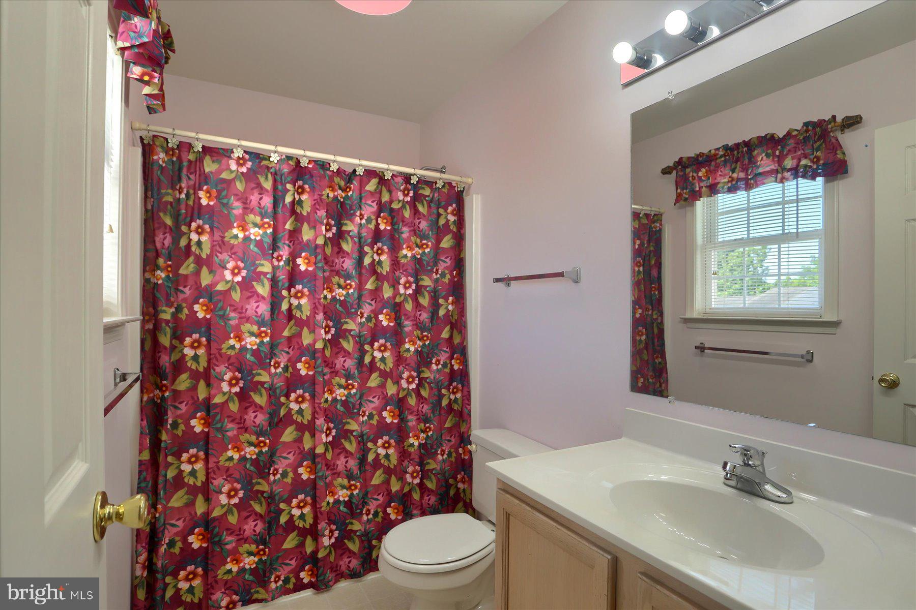 TOWNES ON THE GREEN - Residential