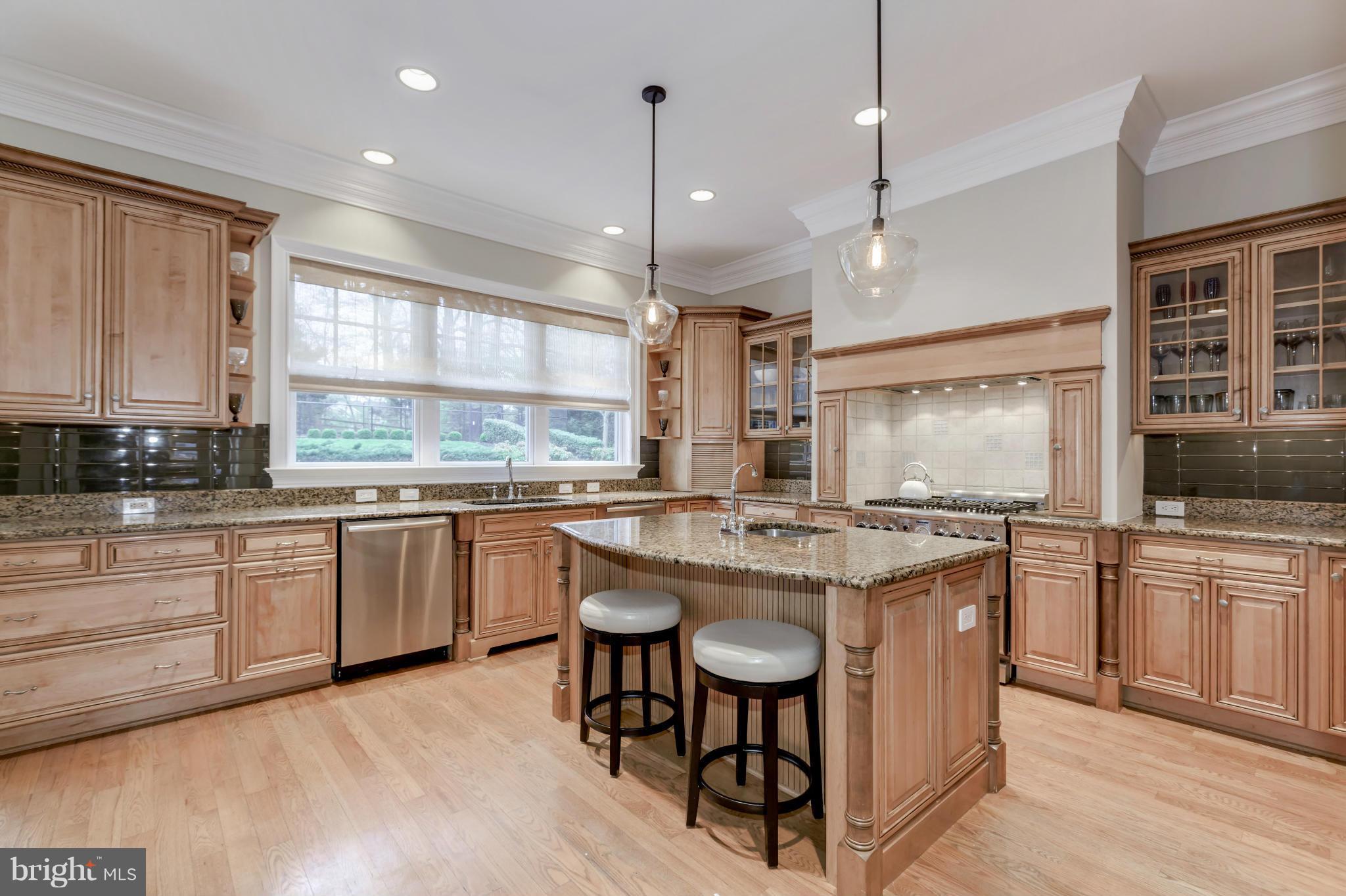 LANGLEY FOREST - Residential