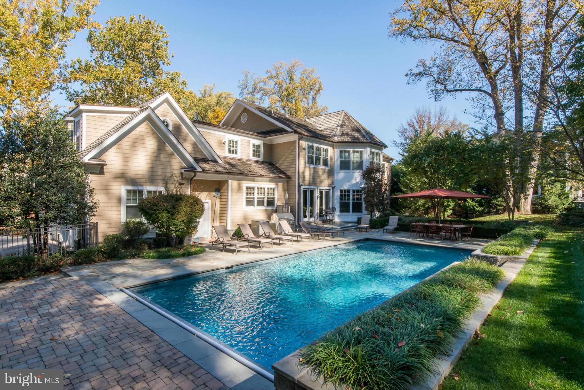 LANGLEY FOREST - Residential