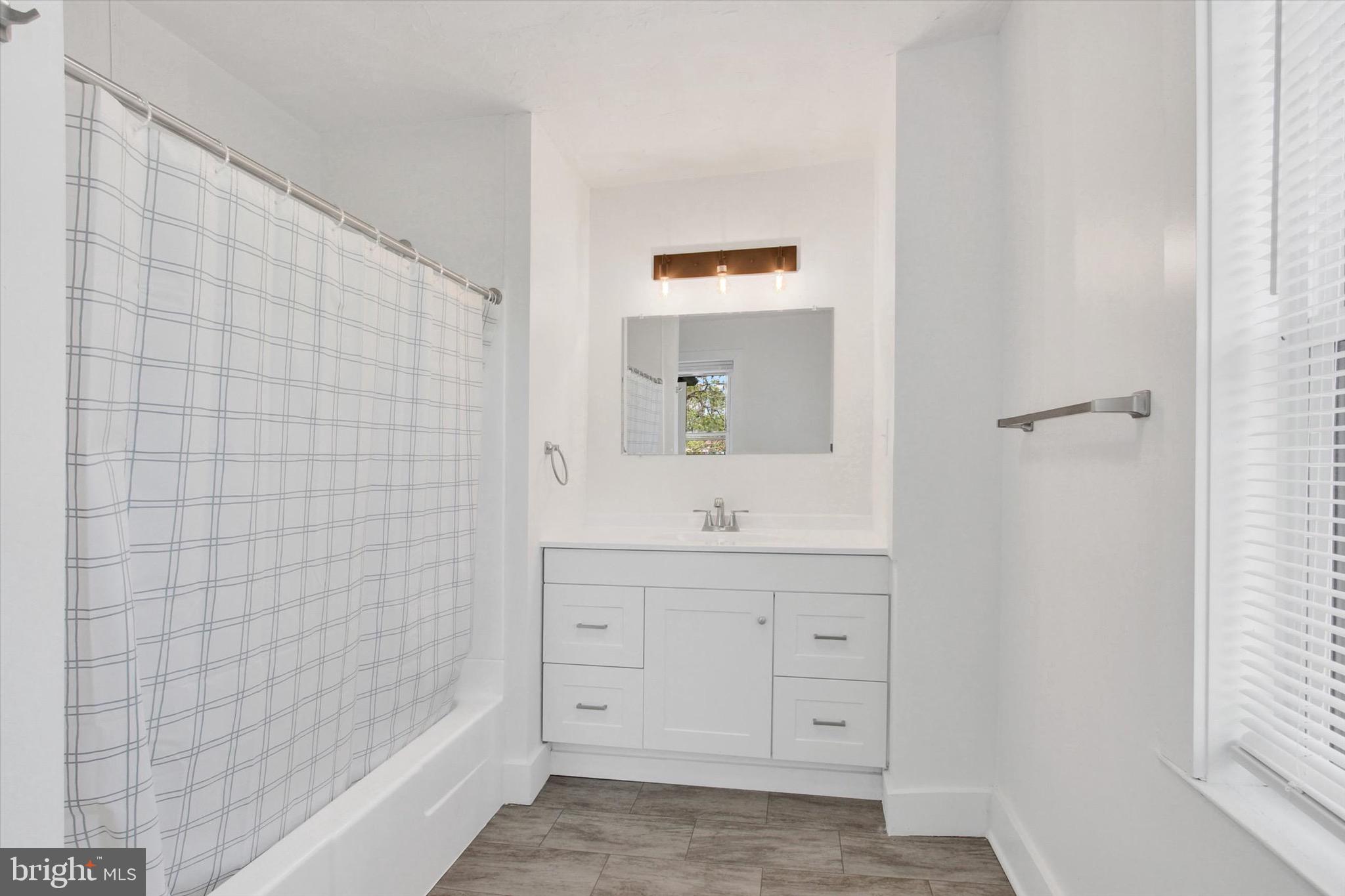 NONE, RURAL - Residential