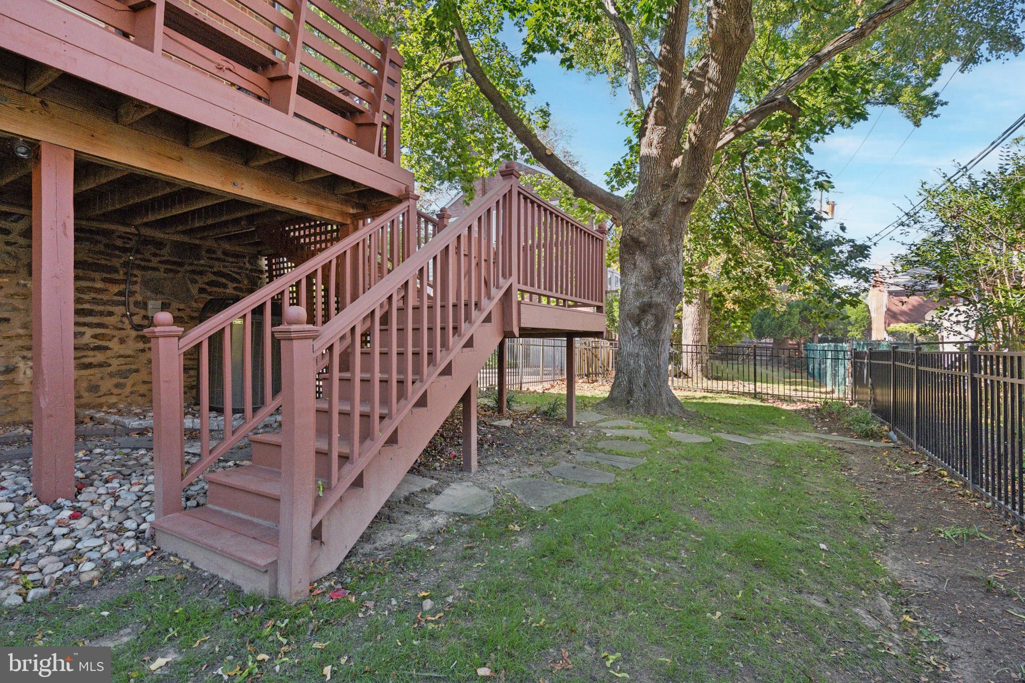 MERION PARK - Residential