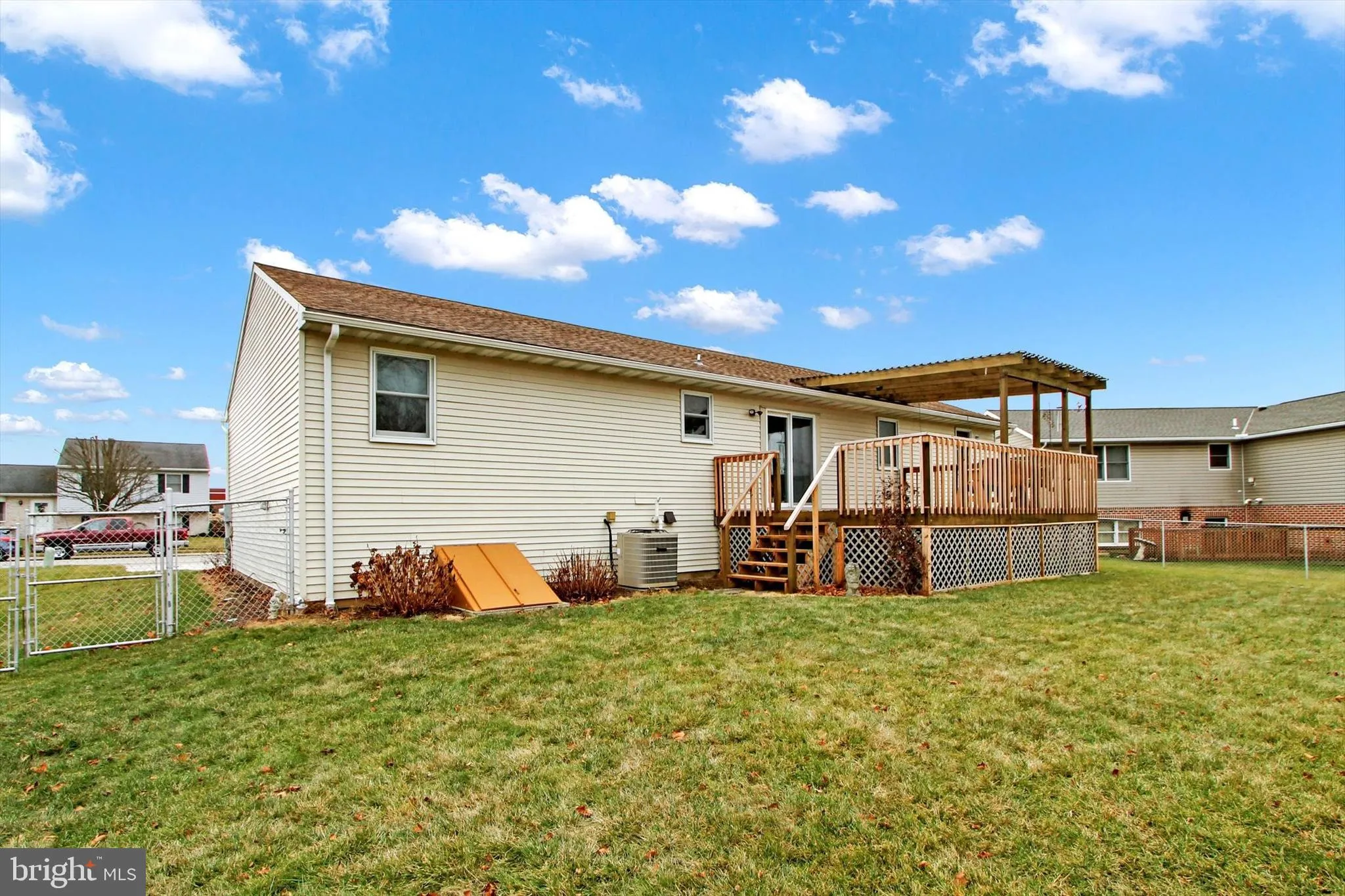 Hanover, Pennsylvania 17331, United States, 3 Bedrooms Bedrooms, ,3 BathroomsBathrooms,Residential,Pending,21968