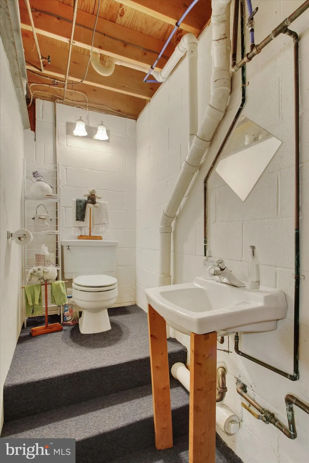 Hanover, Pennsylvania 17331, United States, 3 Bedrooms Bedrooms, ,3 BathroomsBathrooms,Residential,Pending,21968