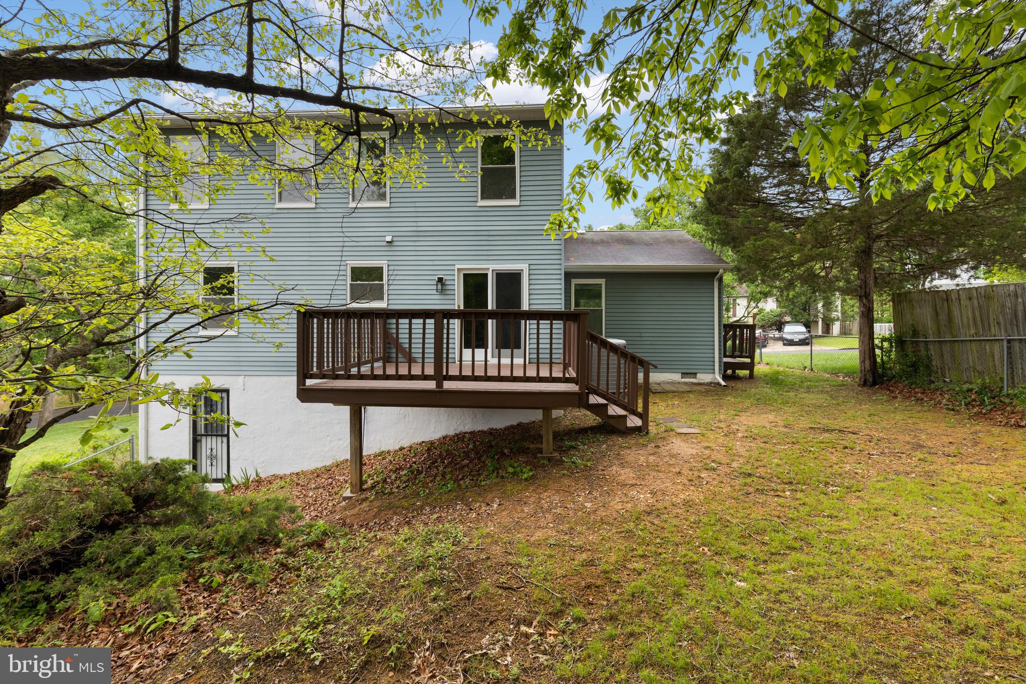 CHEVERLY HILLS - Residential