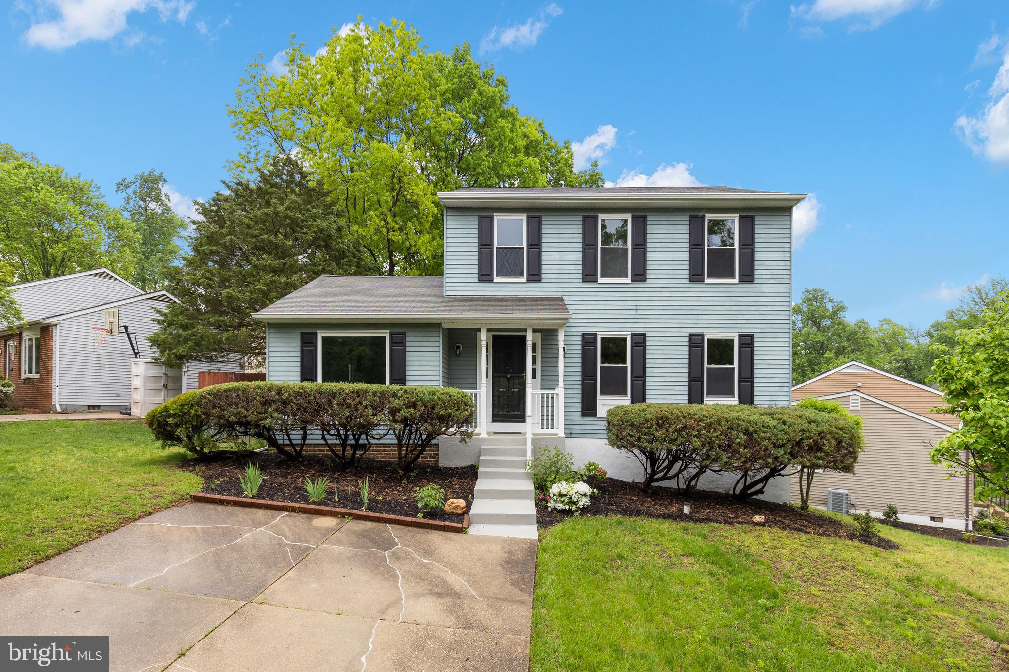 CHEVERLY HILLS - Residential