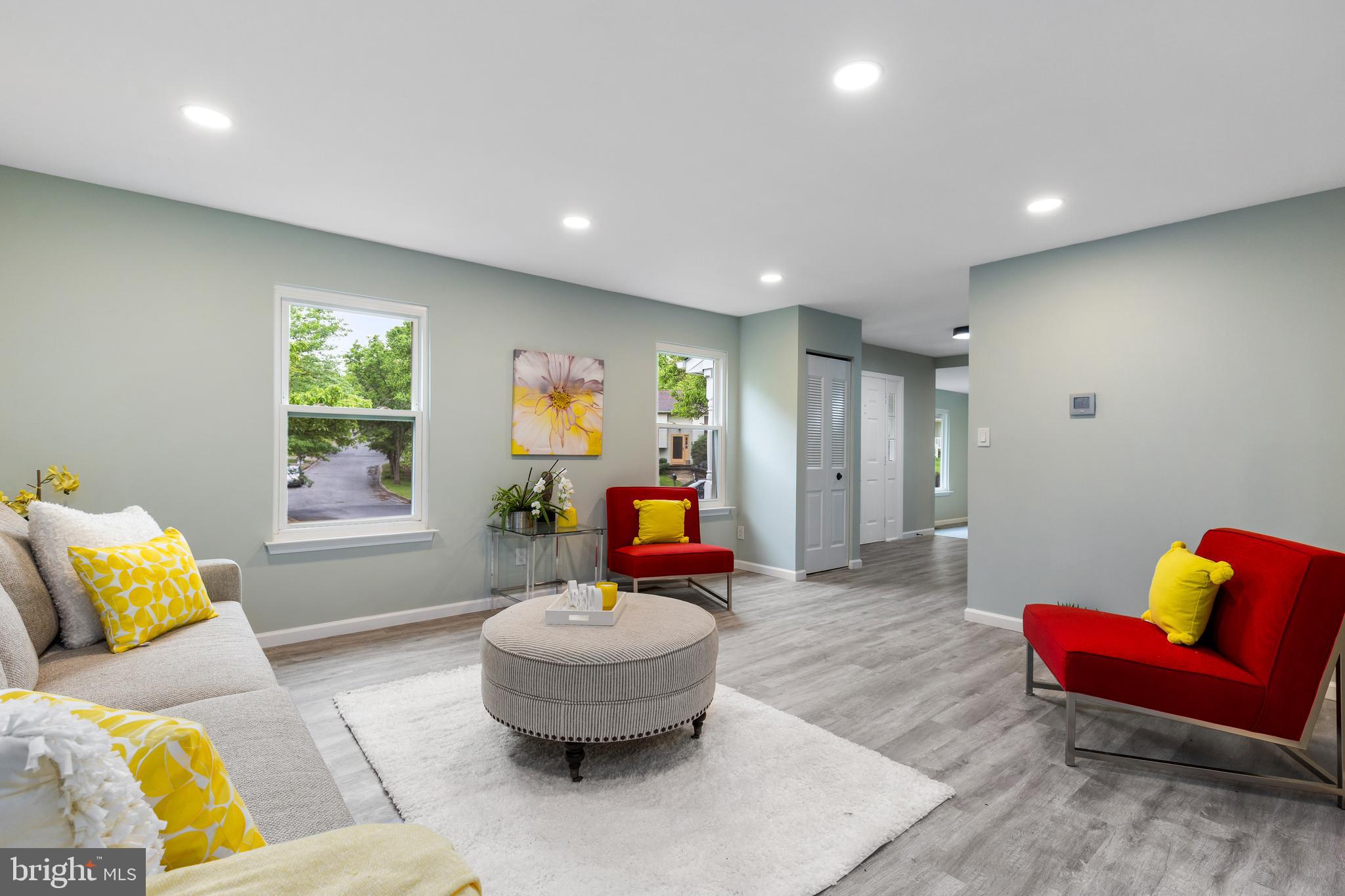 CHEVERLY HILLS - Residential