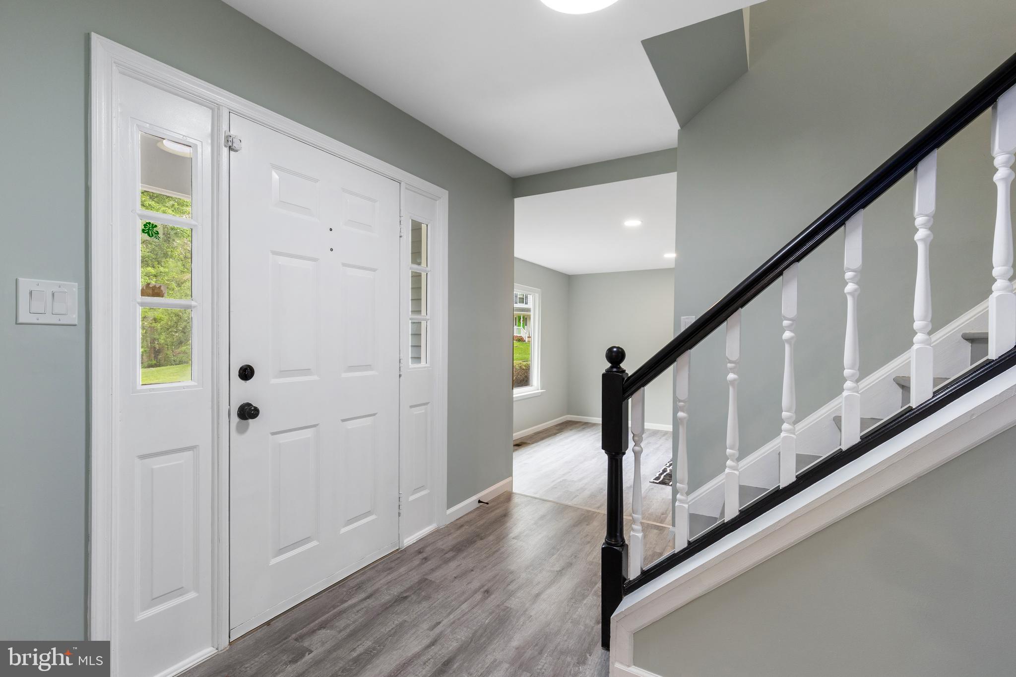 CHEVERLY HILLS - Residential