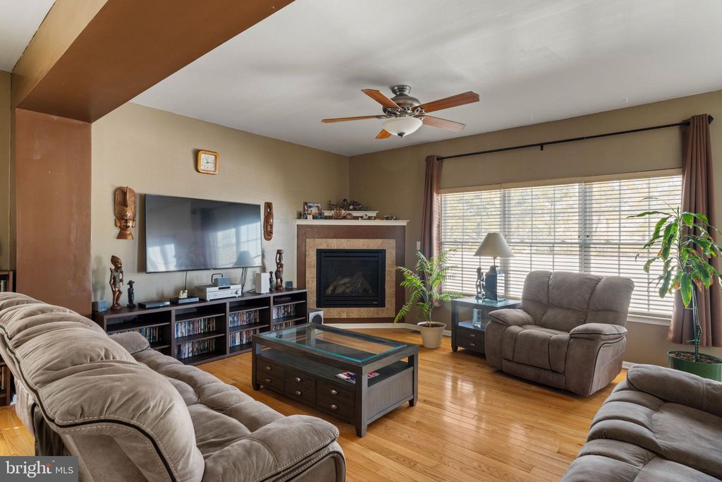 Photo of 2719 Meyer Place, PHILADELPHIA, PA 19114 (MLS # PAPH2589846)