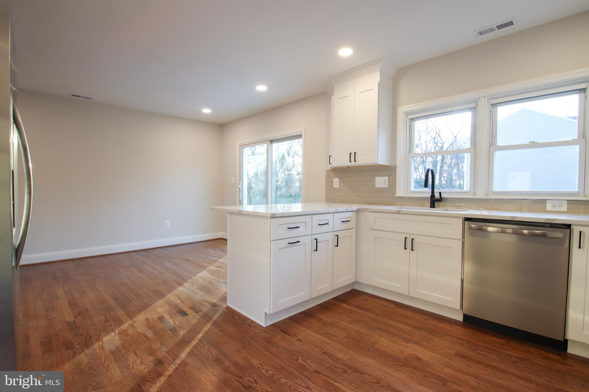 PARKVILLE - Residential