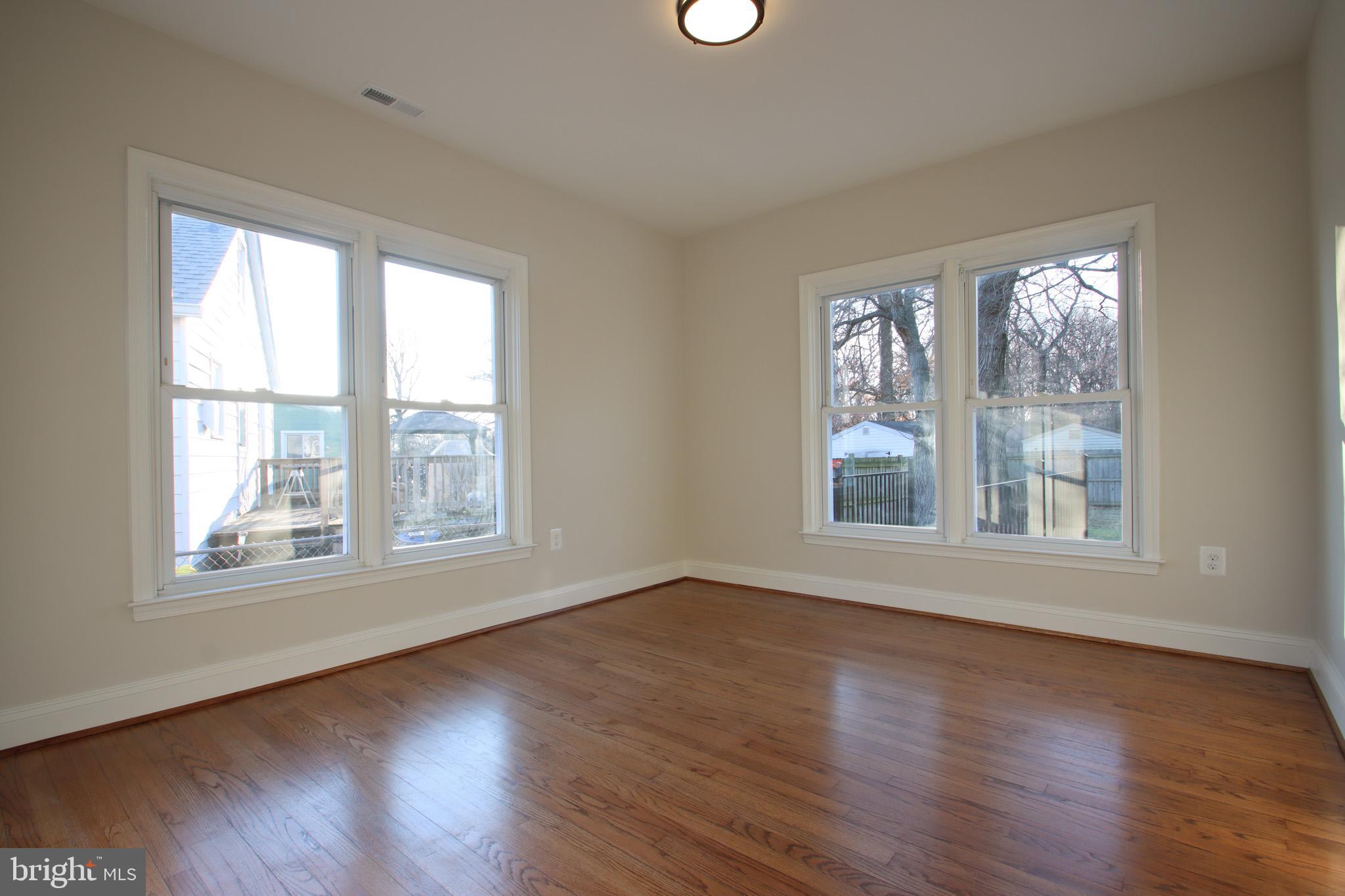 PARKVILLE - Residential