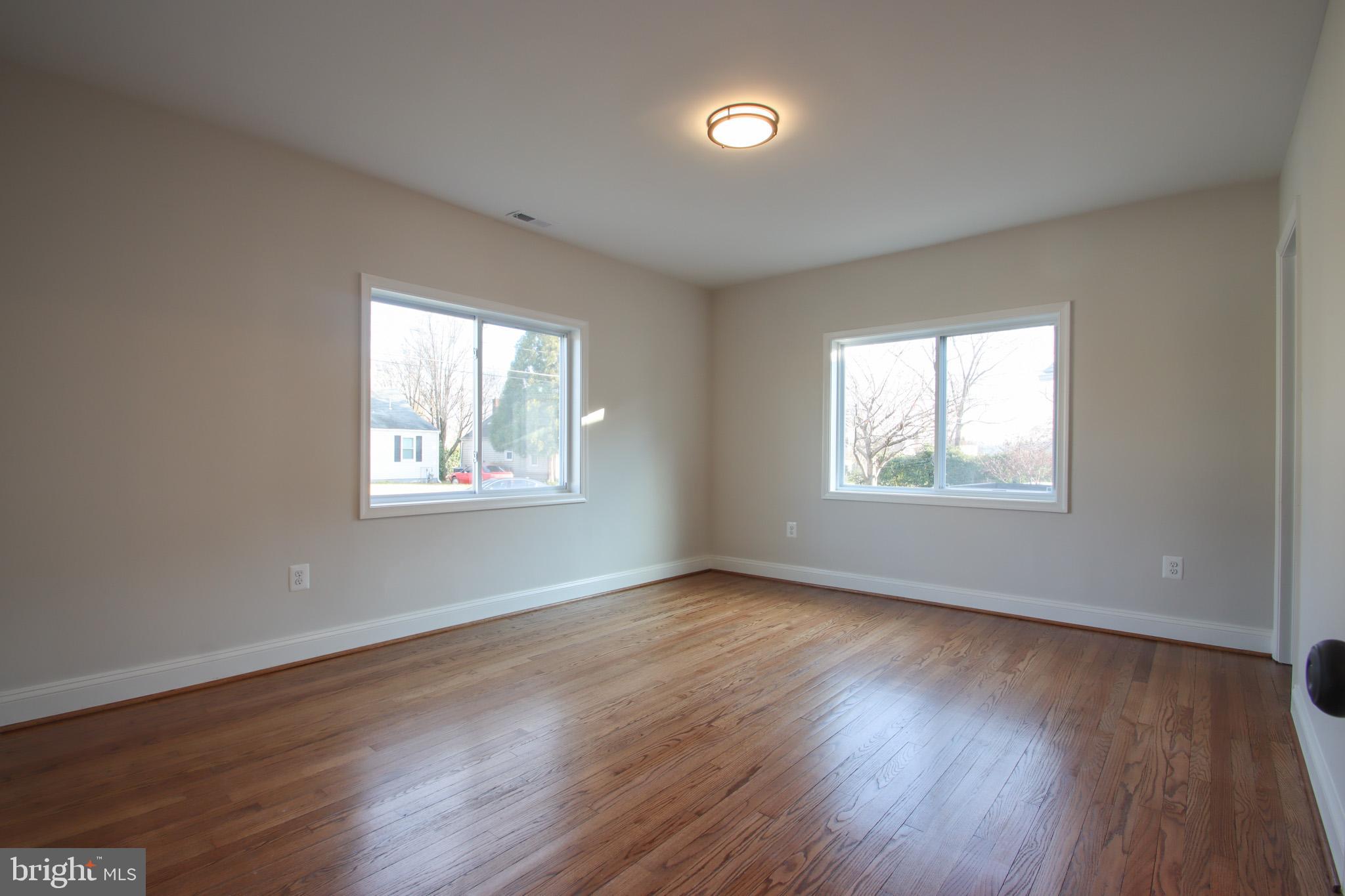 PARKVILLE - Residential