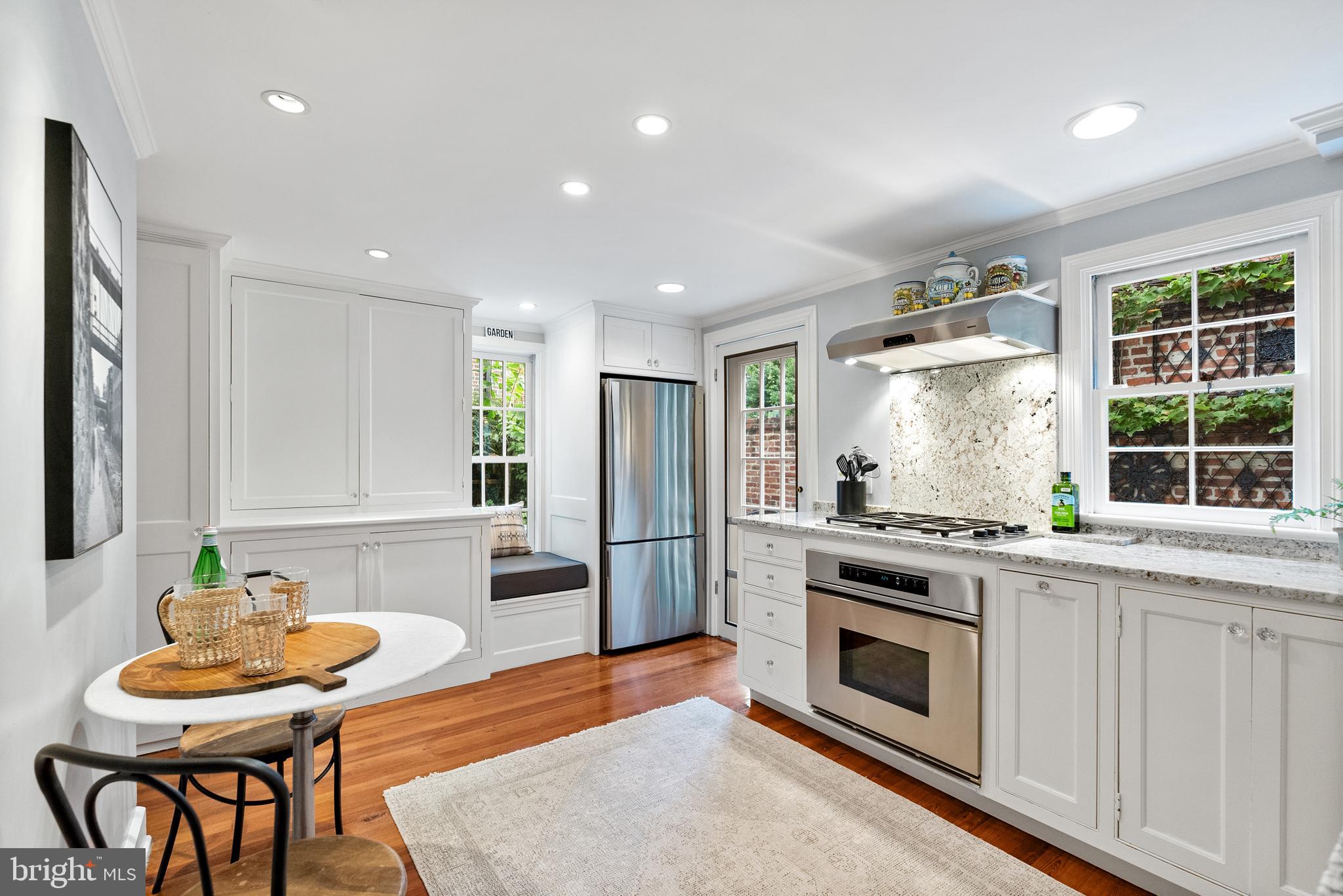 GEORGETOWN - Residential