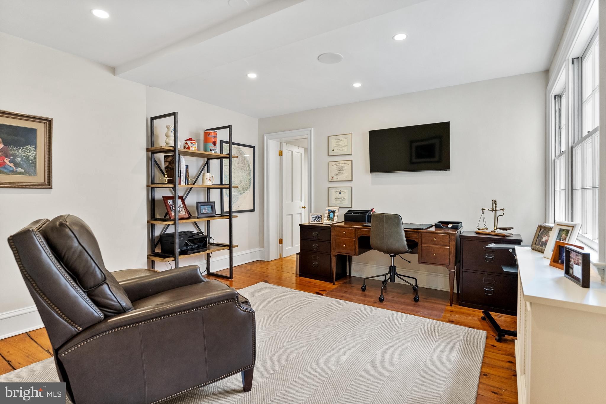GEORGETOWN - Residential