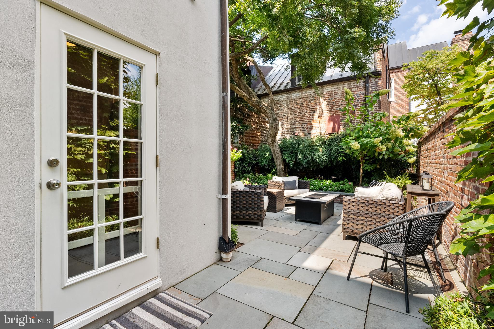 GEORGETOWN - Residential