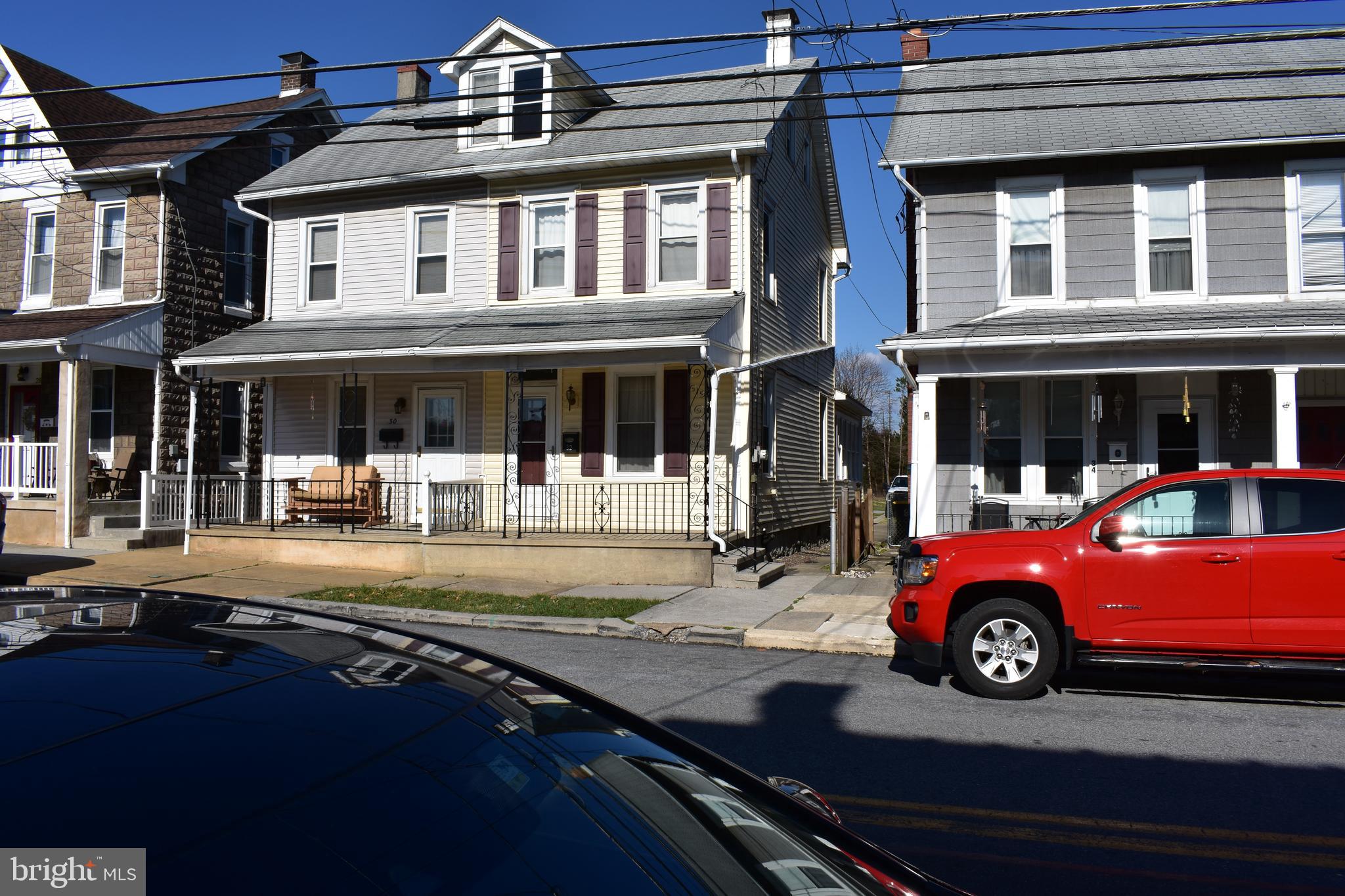Nice semi in Robesonia, hardwood floors, central air, gas heat, appliances including washer/dryer, off street parking.Highest and Best by Monday 4/7 1oclock.
