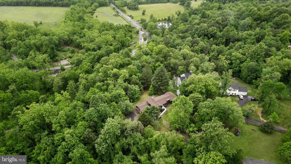 ALDIE ROAD - Residential