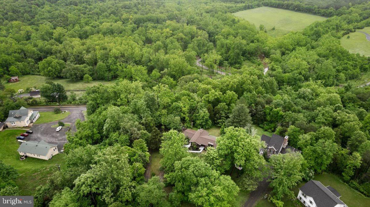 ALDIE ROAD - Residential