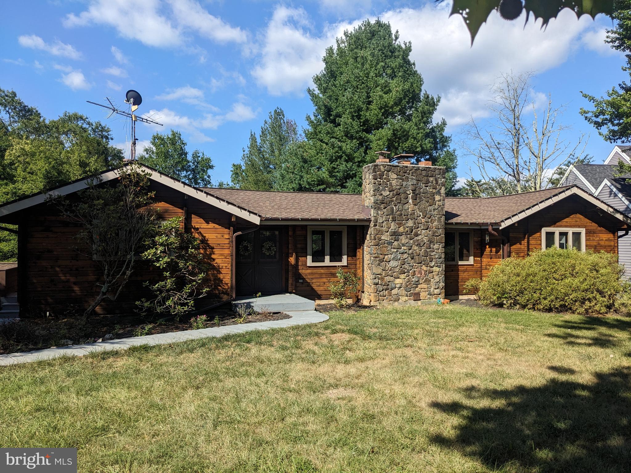 ALDIE ROAD - Residential