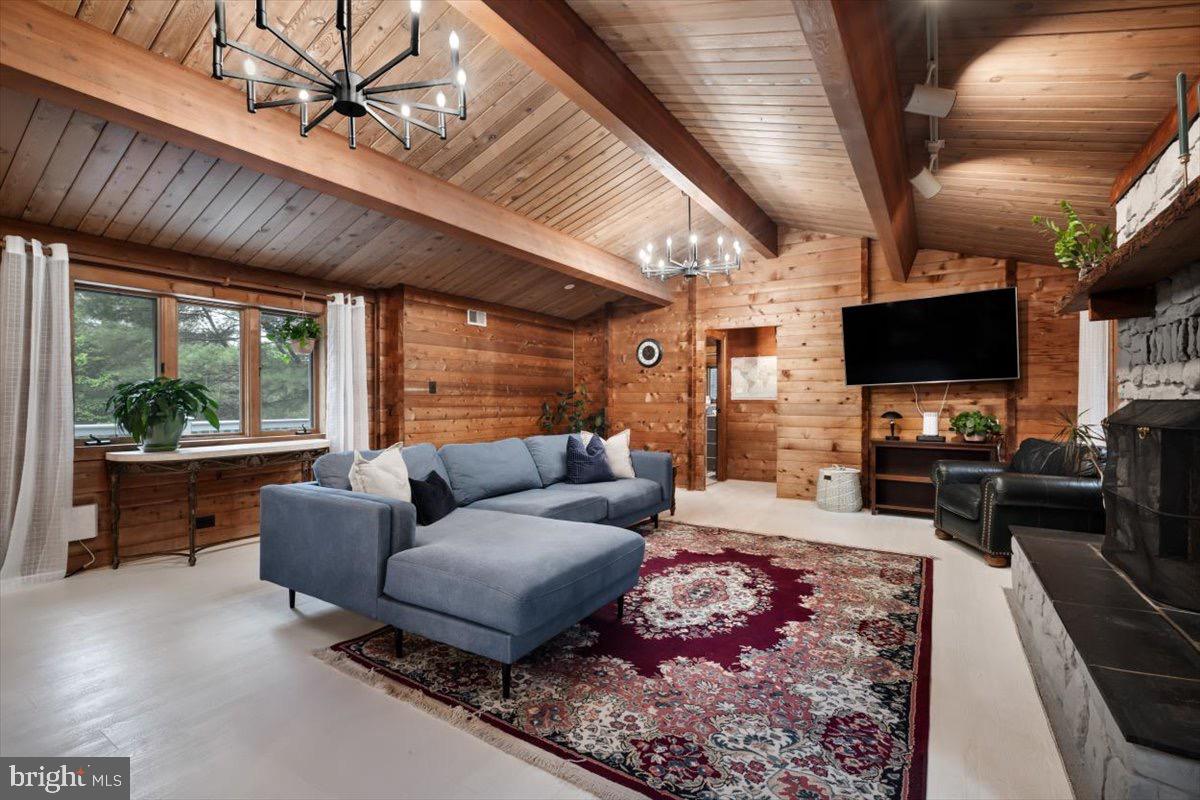 ALDIE ROAD - Residential