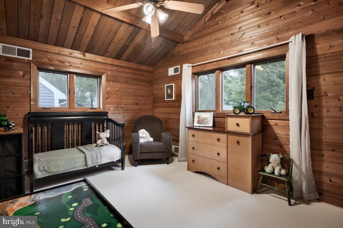 ALDIE ROAD - Residential