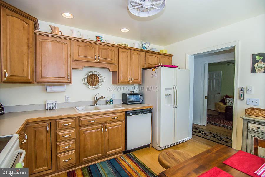 SCHUMAKER MANOR - Residential