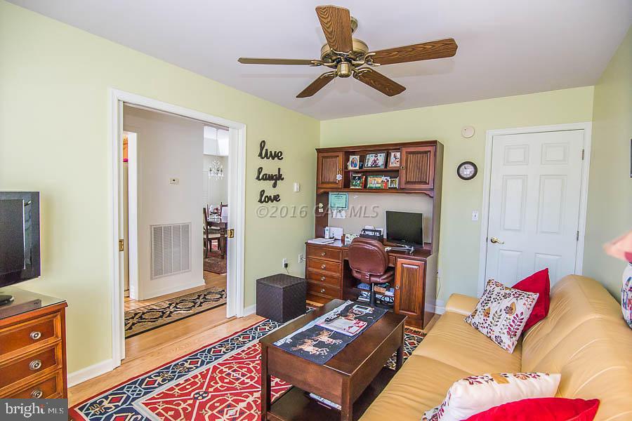 SCHUMAKER MANOR - Residential