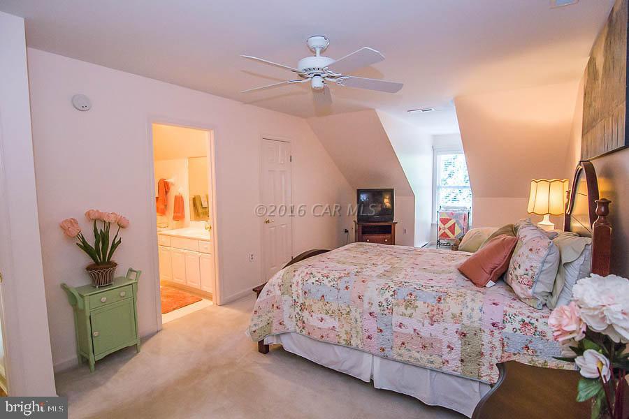 SCHUMAKER MANOR - Residential