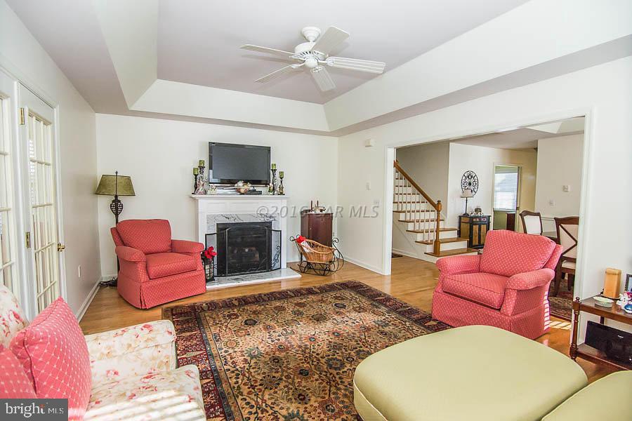 SCHUMAKER MANOR - Residential