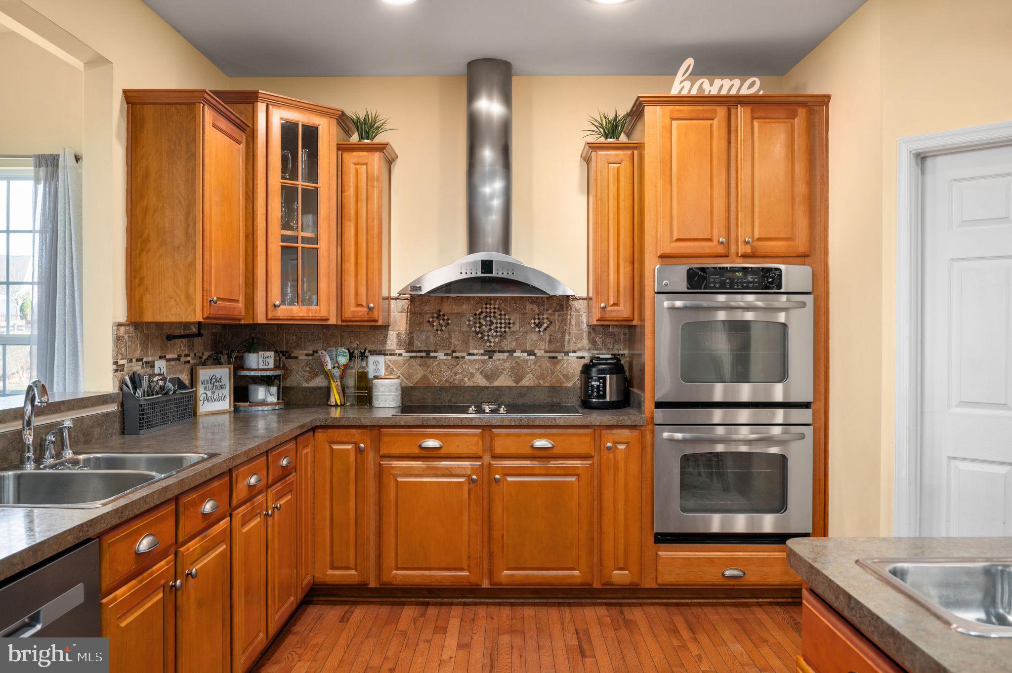 LEELAND STATION - Residential