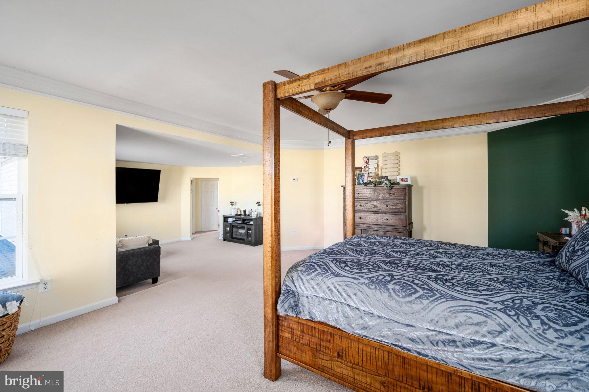 LEELAND STATION - Residential