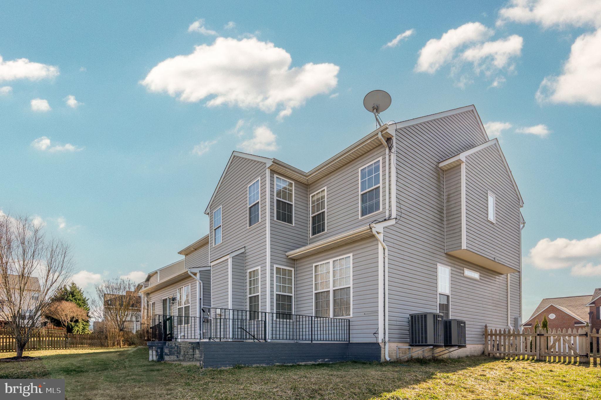 LEELAND STATION - Residential