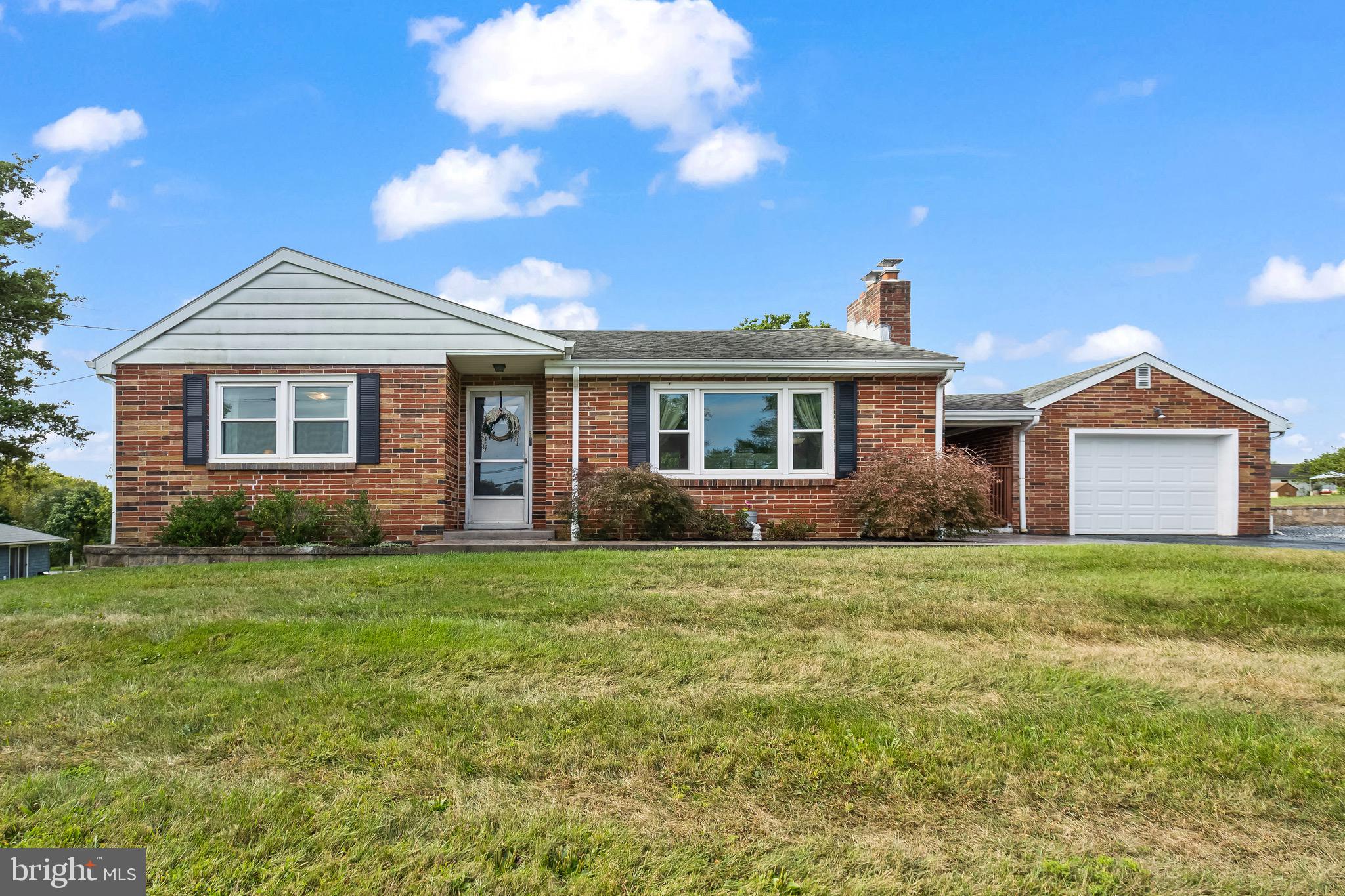 Have you been looking for a home in a country setting with the views but also neighbors that are not too close? Welcome to Braeburn Rd, a small country style neighborhood that offers exactly that! This 2 bedroom 1.5 full bath home with a fully finished basement could be yours. Lots of updates and move in ready for you and your family to enjoy. A breezeway connects the house and the 1 car garage. Enjoy the fenced in yard for the furry friends/kids and quiet nights around the fire pit for the whole family. Easy access to 283.
Septic is only 7 years old.