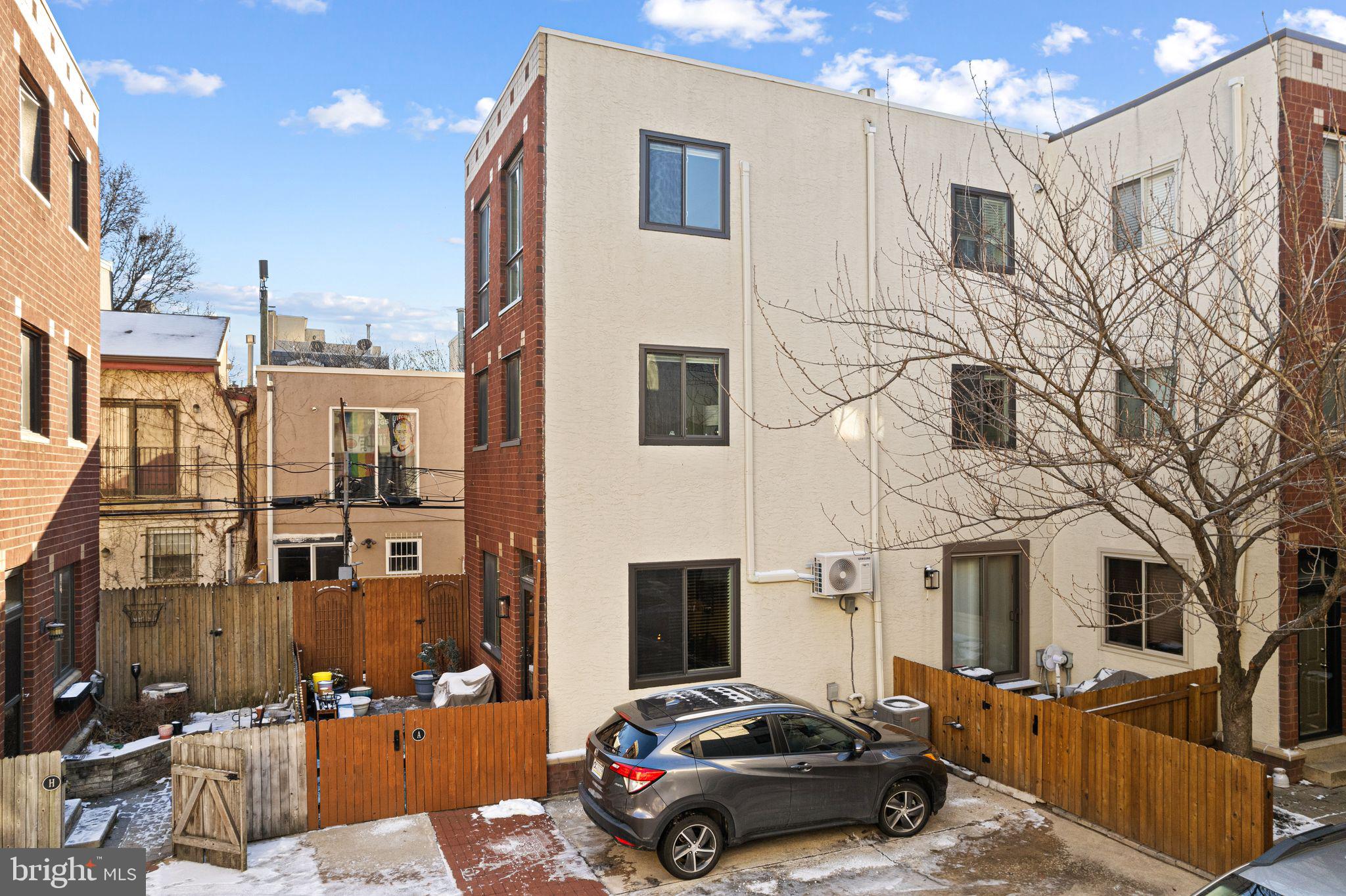 GRADUATE HOSPITAL - Residential